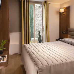 ** Hotel De La Tour Eiffel France